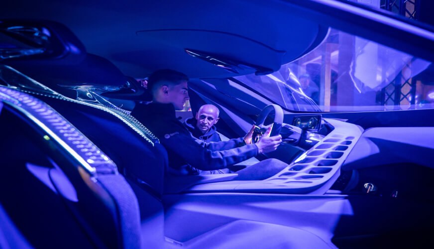 FC Barcelona players get hands on a CUPRA