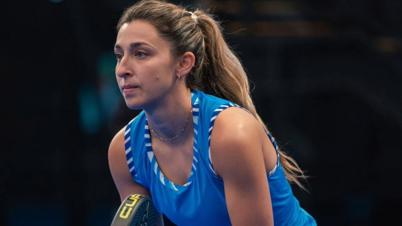 Pro Ellie Tait playing padel with CUPRA X Wilson racket