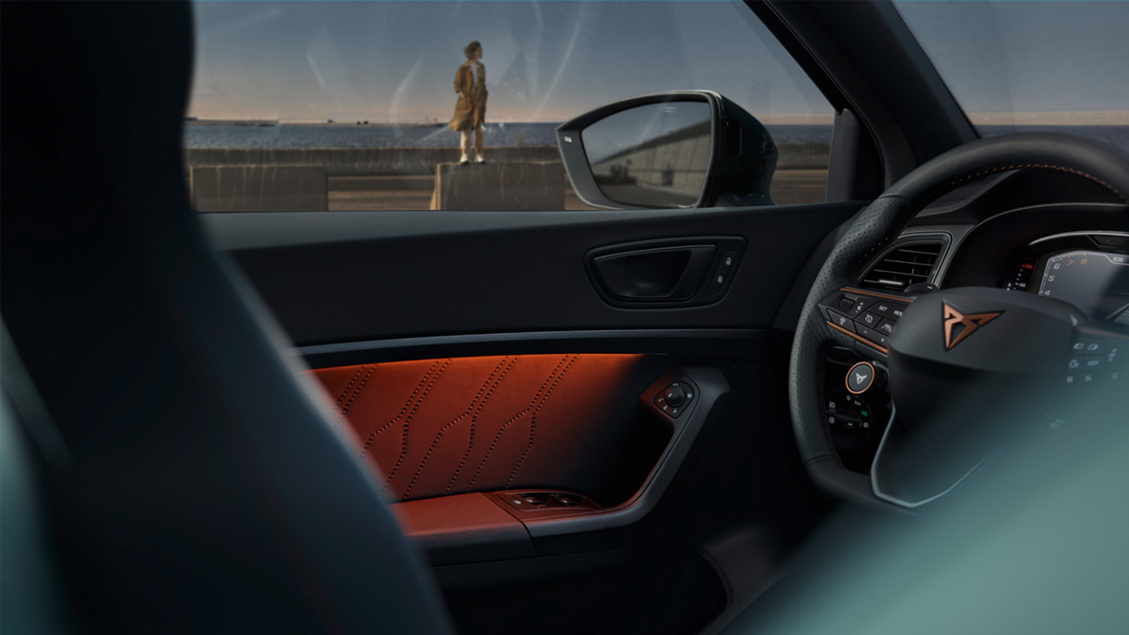 cupra-ateca-ambient-lights-and-rearview-mirror