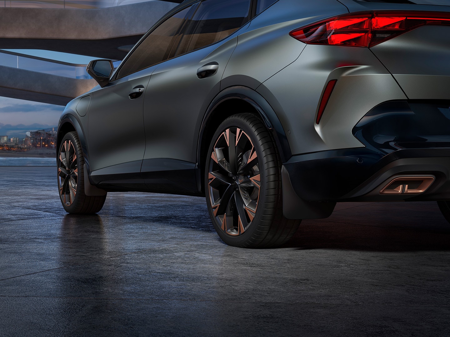 Side view of the lower section of the CUPRA Formentor, highlighting the mudflaps from the protection accessories range.